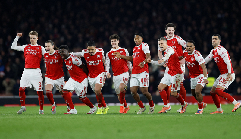 Bản lĩnh và chiều sâu giúp Arsenal giữ vững vị thế số một