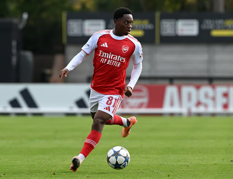 Arsenal toàn thắng vòng bảng, Arteta trao cơ hội cho sao trẻ 17 tuổi ở C1